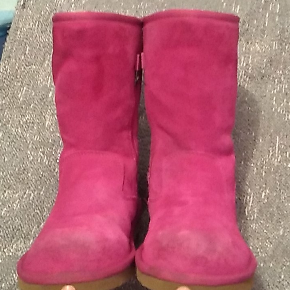 Ugg girl boots